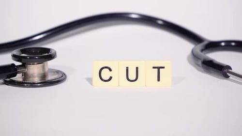 Word CUT on Scrabble