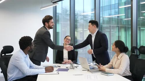 Group businesspeople make agreement Ending team meeting decision and profitable deal, finish plan