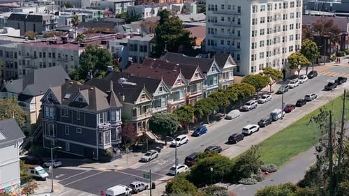 Painted Ladies Victorian Houses in Alamo Square San Francisco