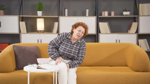 Acidente domiciliar, lesão no joelho.