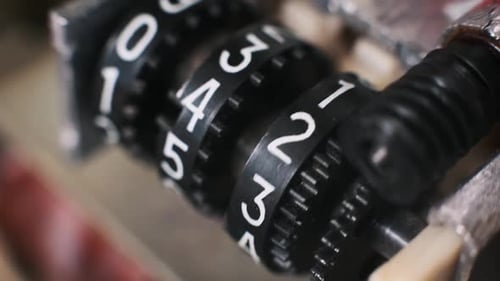 Retro Counter Mechanical Wheels Turn on ReeltoReel