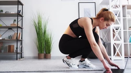 Tutorial de acondicionamiento físico en línea para mujeres en casa